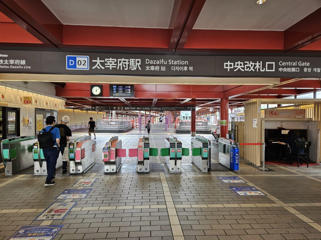Ticket gate of Nishitetsu Dazaifu Station, the nearest station to Dazaifu Tenmangu Shrine.