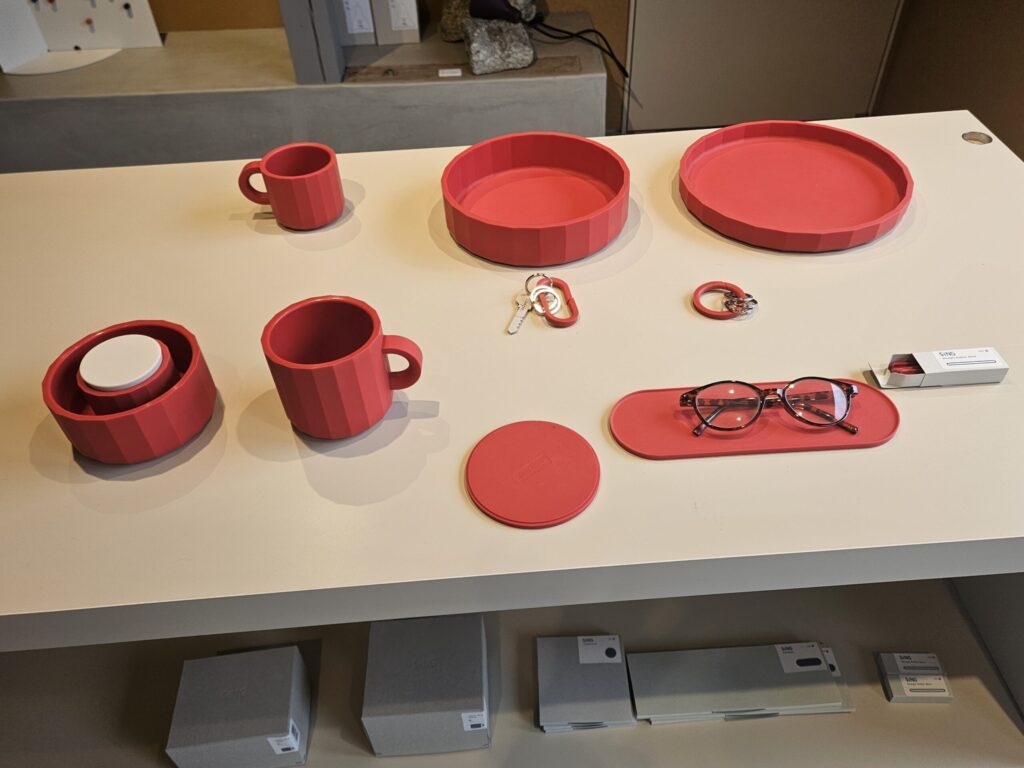 Silicone coasters and tableware created by SiNG, available for purchase at Café Si near Kamado Shrine.