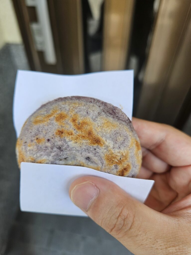 The special purple Umegae Mochi sold only on the 17th of each month at Dazaifu Tenmangu Shrine.